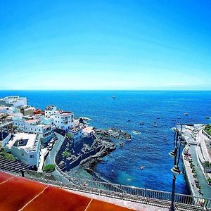 Front Line Ocean View 2Bed Wi-Fi Your Holiday Home