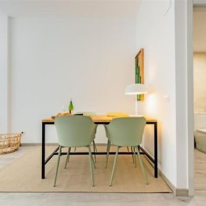 Beach Apartment Montemarcarihuela